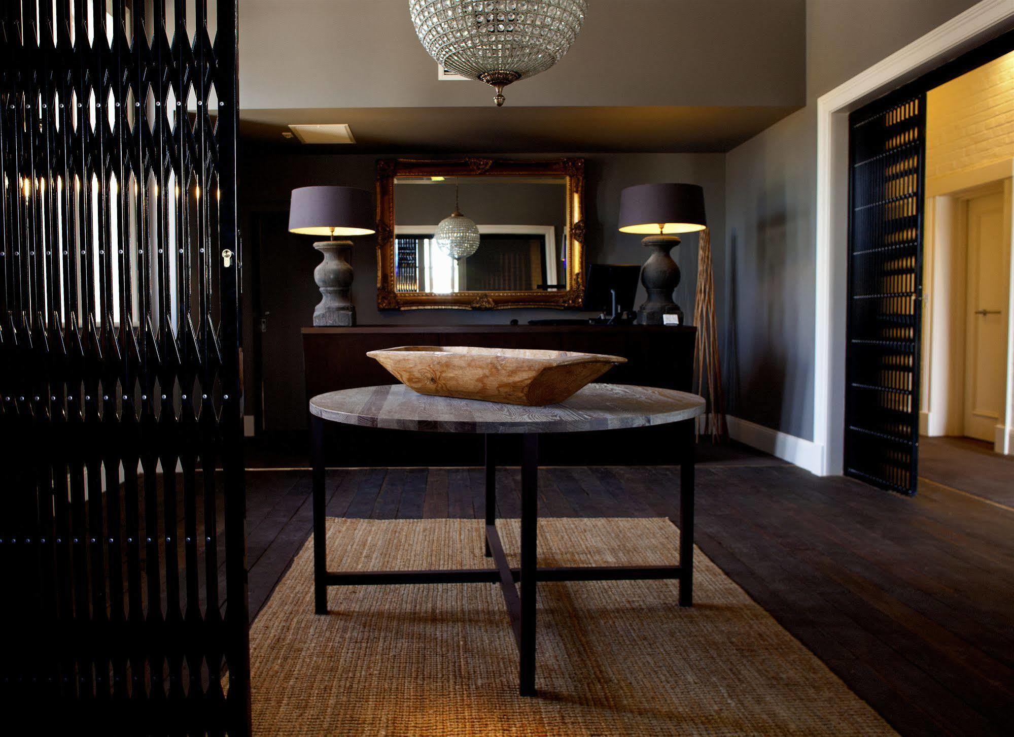 Perry Street Hotel Маджи Екстериор снимка